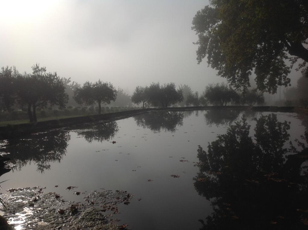 Lauris Domaine La Carraire Bed & Breakfast エクステリア 写真