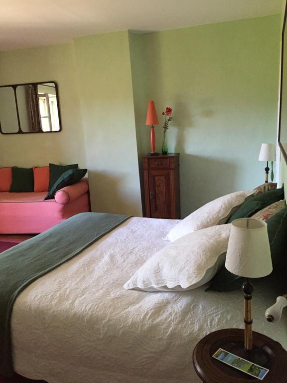 Lauris Domaine La Carraire Bed & Breakfast エクステリア 写真