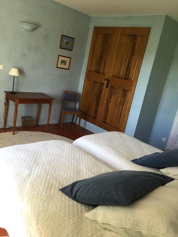 Lauris Domaine La Carraire Bed & Breakfast エクステリア 写真